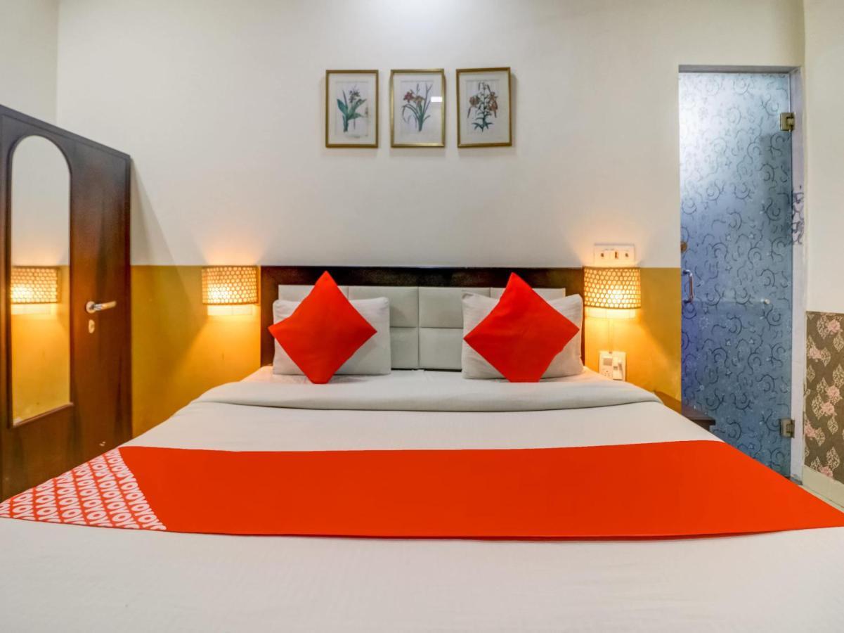 Oyo 74060 Taj Residency Hotel New Delhi Ngoại thất bức ảnh